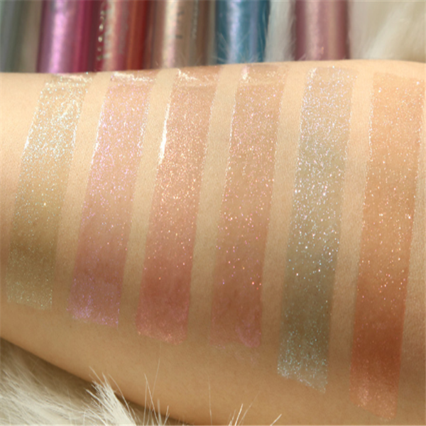 Polarized Lip Gloss – Vibrant Shades for Stunning Lips