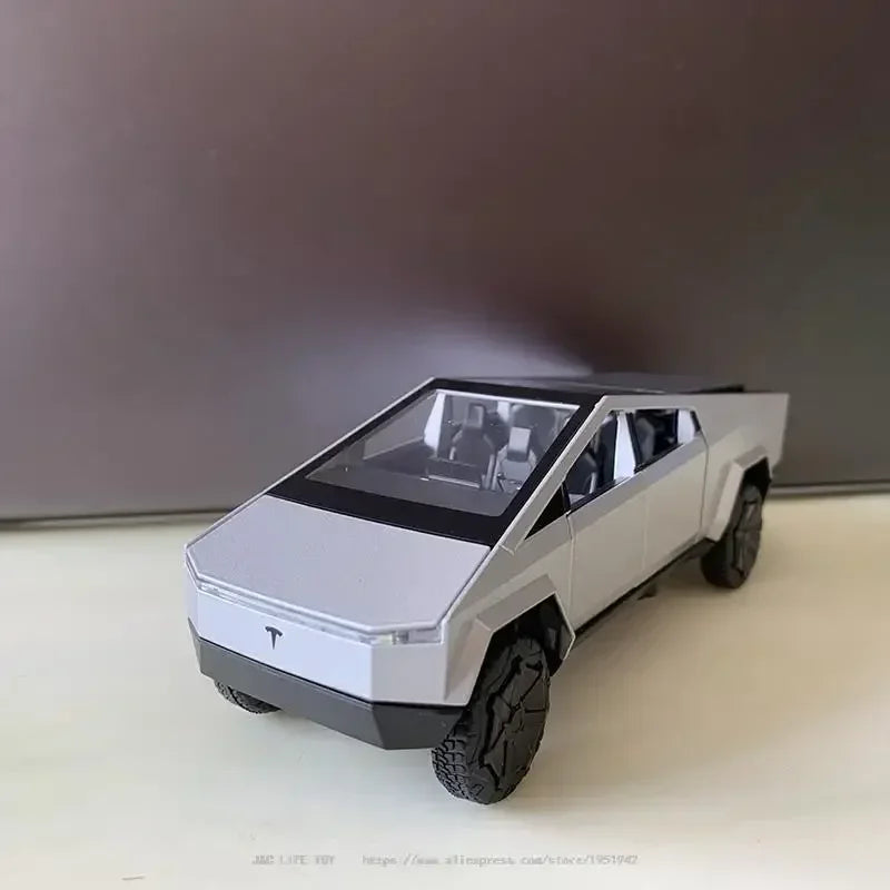 1:32 Tesla Cybertruck Diecast Alloy Model – Toy Pickup Truck for Kids