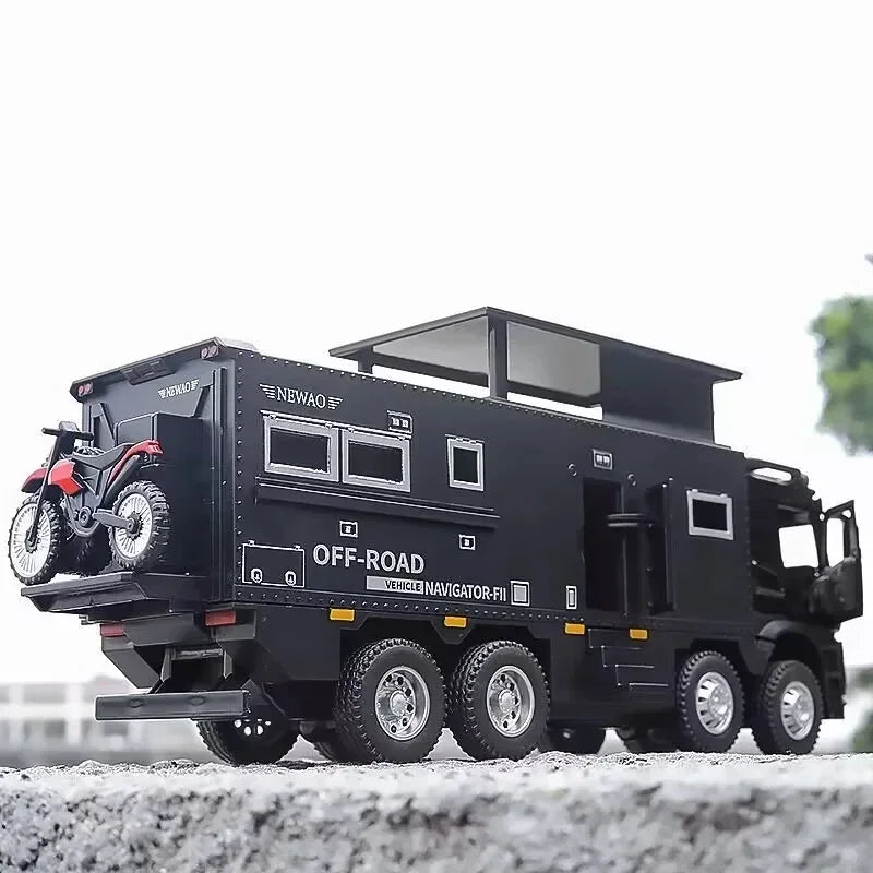 1:32 Mercedes Benz Nomadism RV Toy Car – Alloy Diecast Model with Sound & Light
