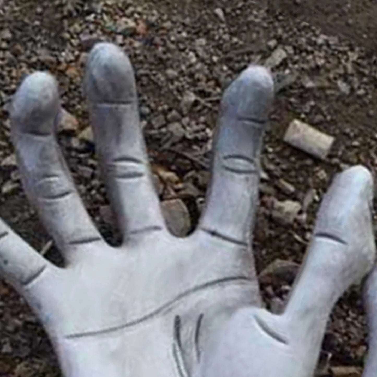 Halloween Fake Human Witch Hands – Plastic Horror Props for Spooky Decorations