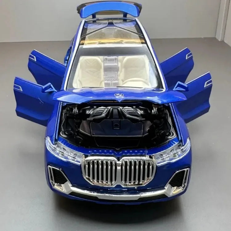 1:24 Scale Diecast BMW X7 Alloy SUV Toy – Sound & Light Collectible