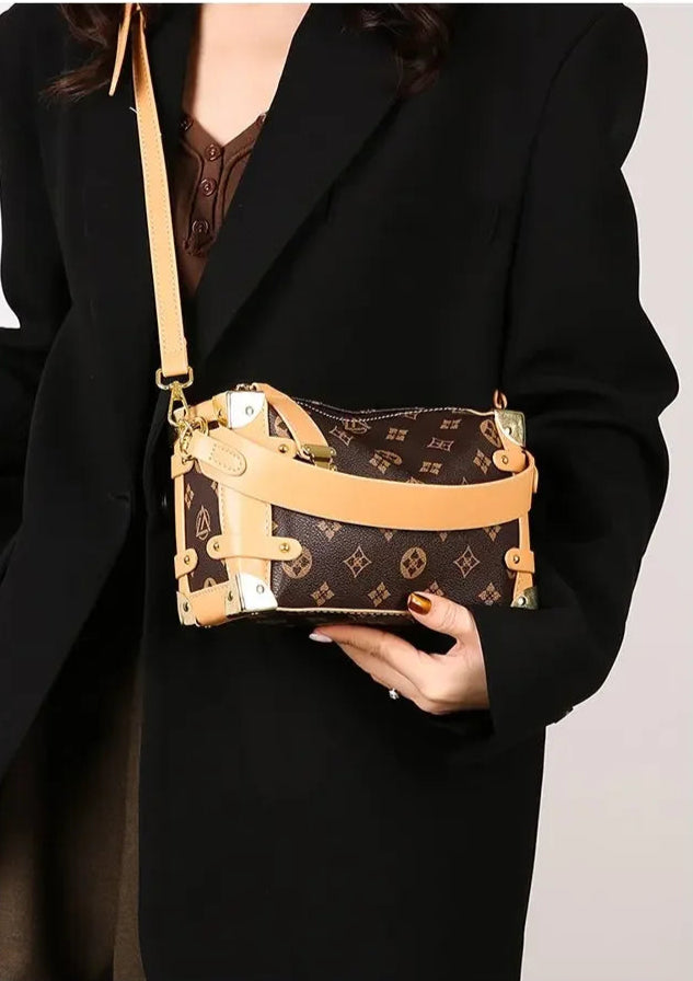 Women's 2025 Small PU Leather Square Shoulder Bag – Zipper Closure, Stylish Messenger Purse for Market, Gym, and City Walk