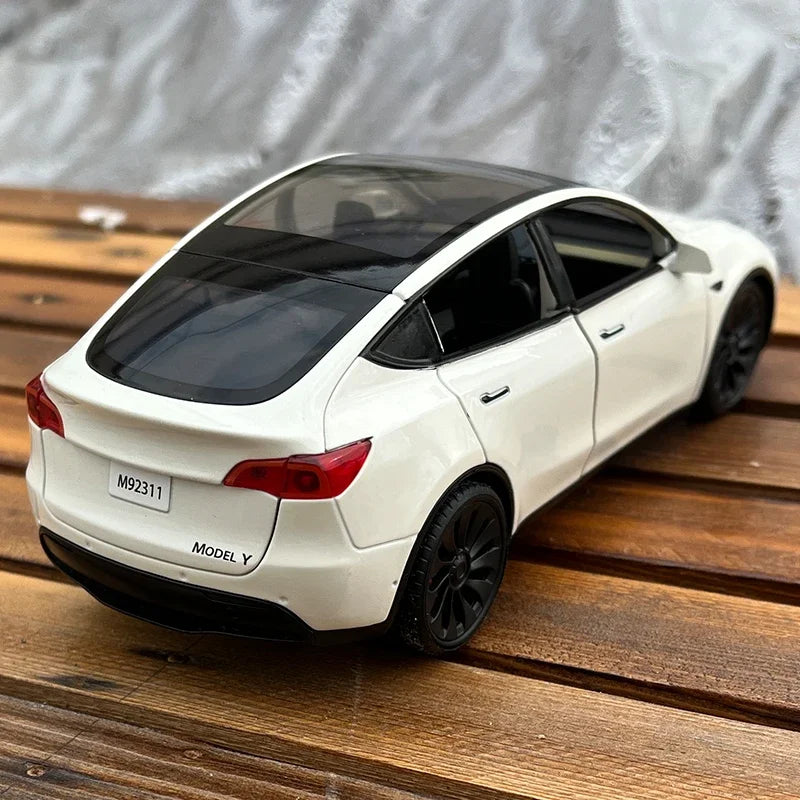 1:24 Tesla Model Y, 3, S Diecast Car – Alloy Toy with Sound & Light