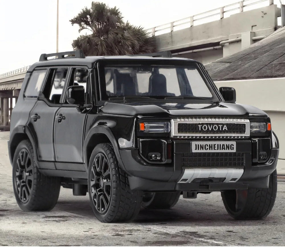 1:32 Toyota 2024 Prado Land Cruiser SUV Diecast Metal Car Toy with Sound & Light