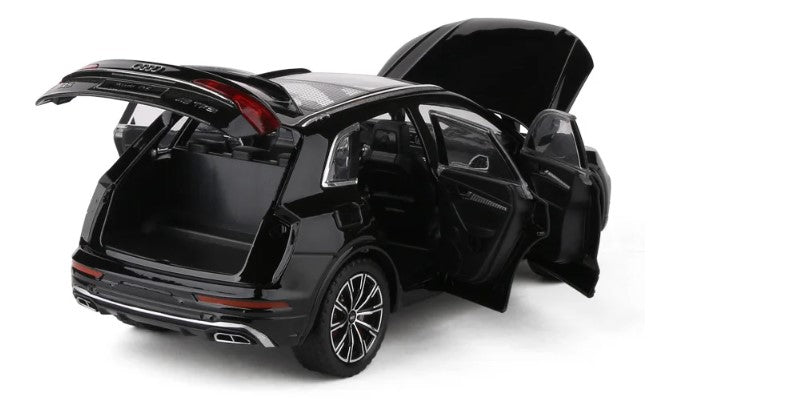 Audi Q5 Diecast Metal SUV Model Car – High Simulation Toy Vehicle With Sound & Light For Kids & Collectors