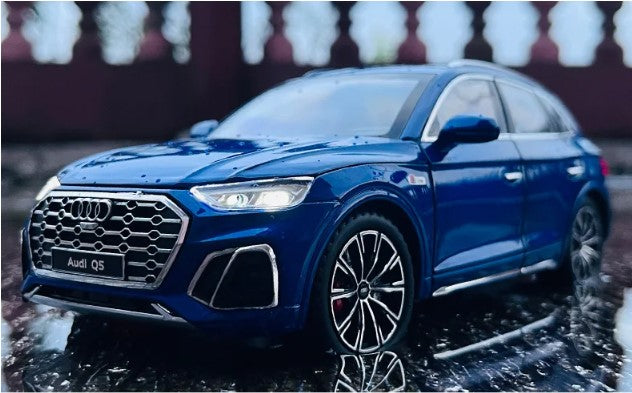 Audi Q5 Diecast Metal SUV Model Car – High Simulation Toy Vehicle With Sound & Light For Kids & Collectors