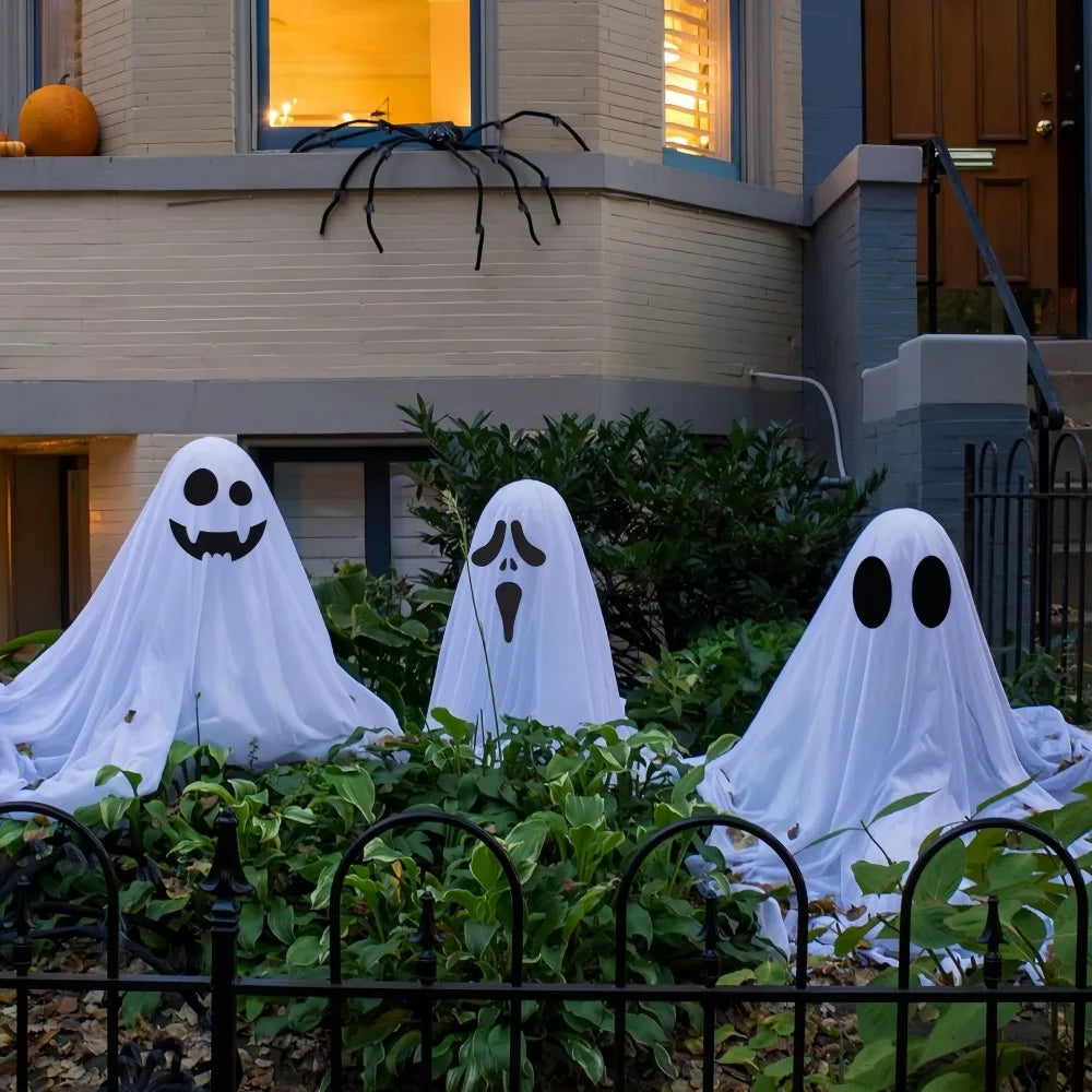 H85CM Halloween Ghost Light String Decor – Scary White Ghosts for Porch & Courtyard