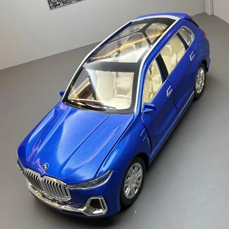 1:24 Scale Diecast BMW X7 Alloy SUV Toy – Sound & Light Collectible