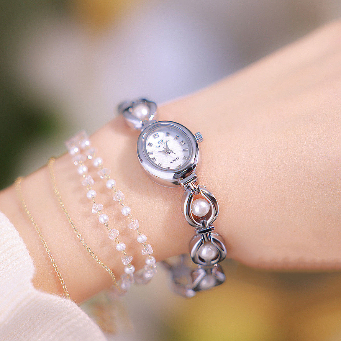 New Pearl Grace Women's Quartz Watch – Elegant Design in Gold, Silver, & Rose Gold