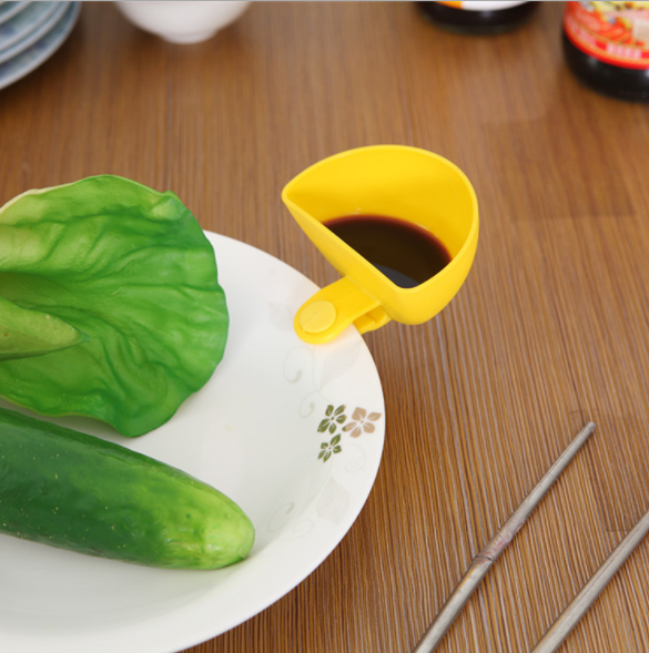 Creative Mini Clip-On Bowls for Plates – Colorful Dipping Cups