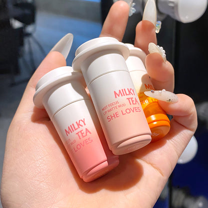 Non-Stick Cup Dual-Use Lip and Cheek Gloss – Waterproof & Matte