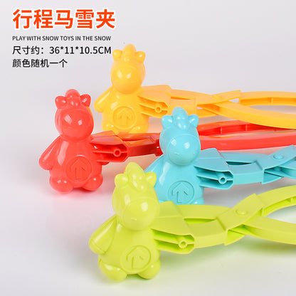 Snowball Clip Toy – Yellow Duck Snow Shovel Hairpin, Outdoor Snow Fun Accessory for Kids