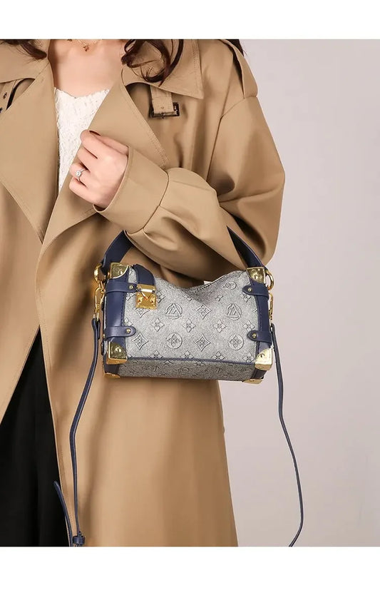 Women's 2025 Small PU Leather Square Shoulder Bag – Zipper Closure, Stylish Messenger Purse for Market, Gym, and City Walk