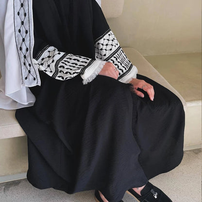 Embroidered Muslim Abaya Dubai Style – Modest Islamic Dress For Women With Tassel & Crepe Fabric