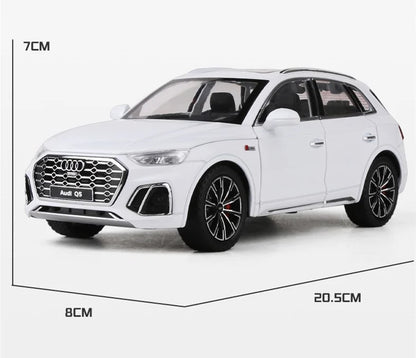 Audi Q5 Diecast Metal SUV Model Car – High Simulation Toy Vehicle With Sound & Light For Kids & Collectors