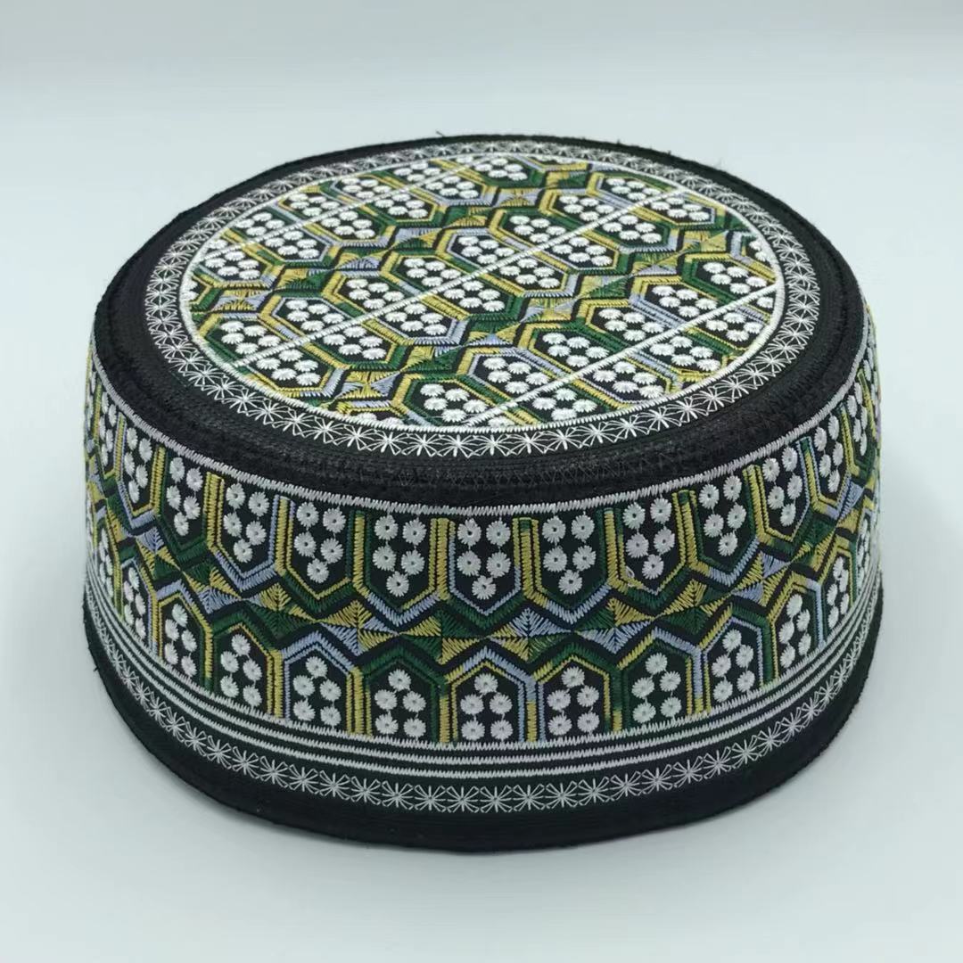 Arabic Muslim Hat for Men – Elegant Embroidered Cotton Islamic Cap