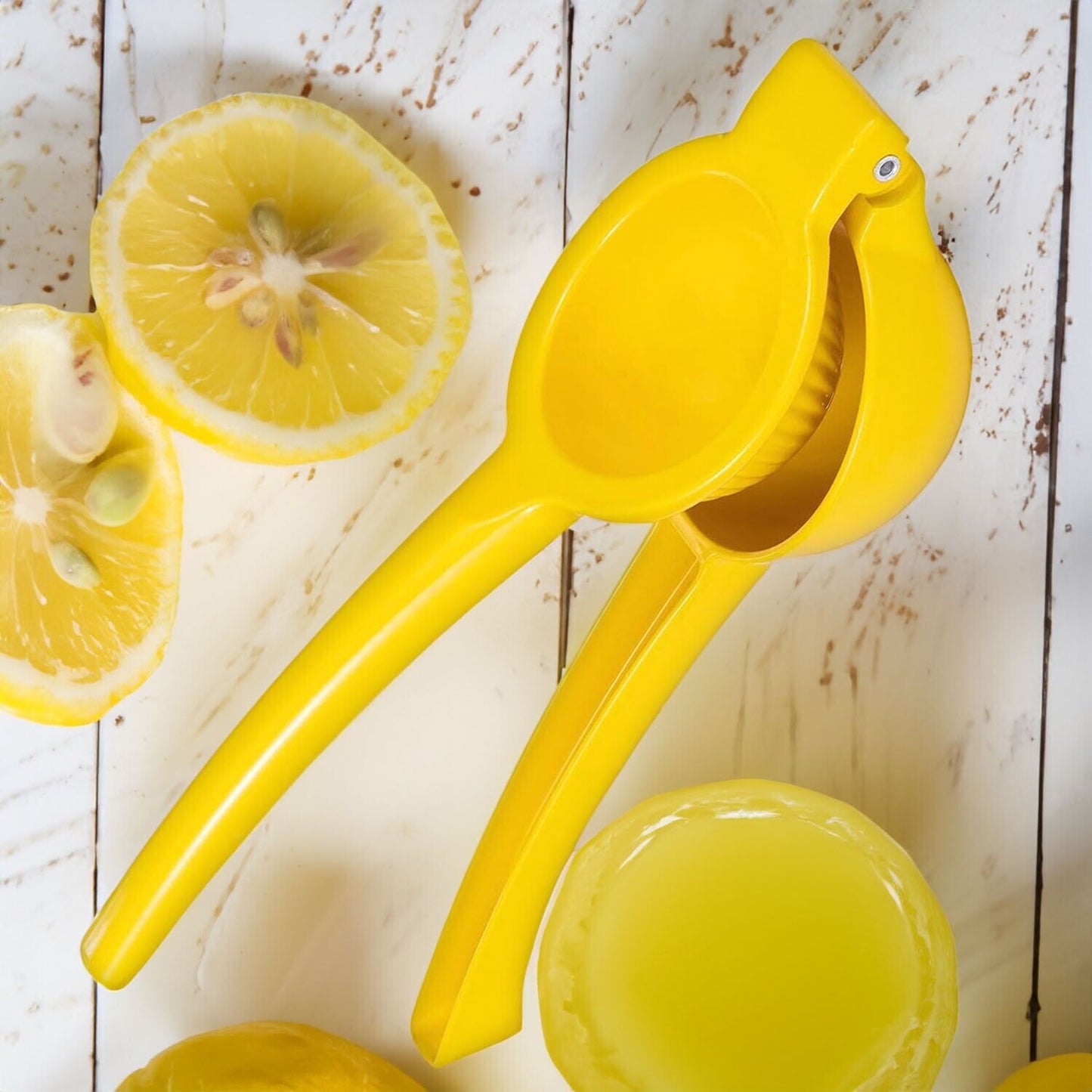 Metal Lemon Squeezer Juicer – Handheld Citrus Press for Lemons, Limes & Oranges