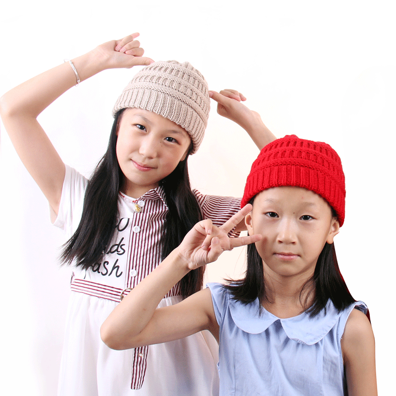 Children’s Wool Knitted Hat with Five-Pointed Star – Warm Winter Dome Cap